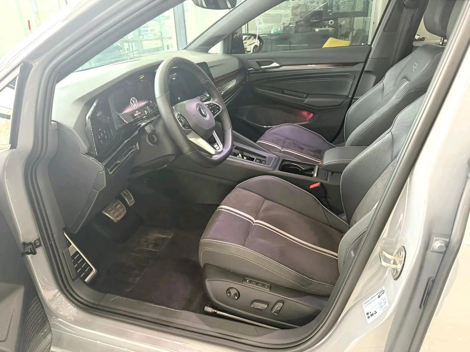 Volkswagen 2023 Golf 8 R-Line 1.4TSI 280TSI (Modified) Automatic Gear 4