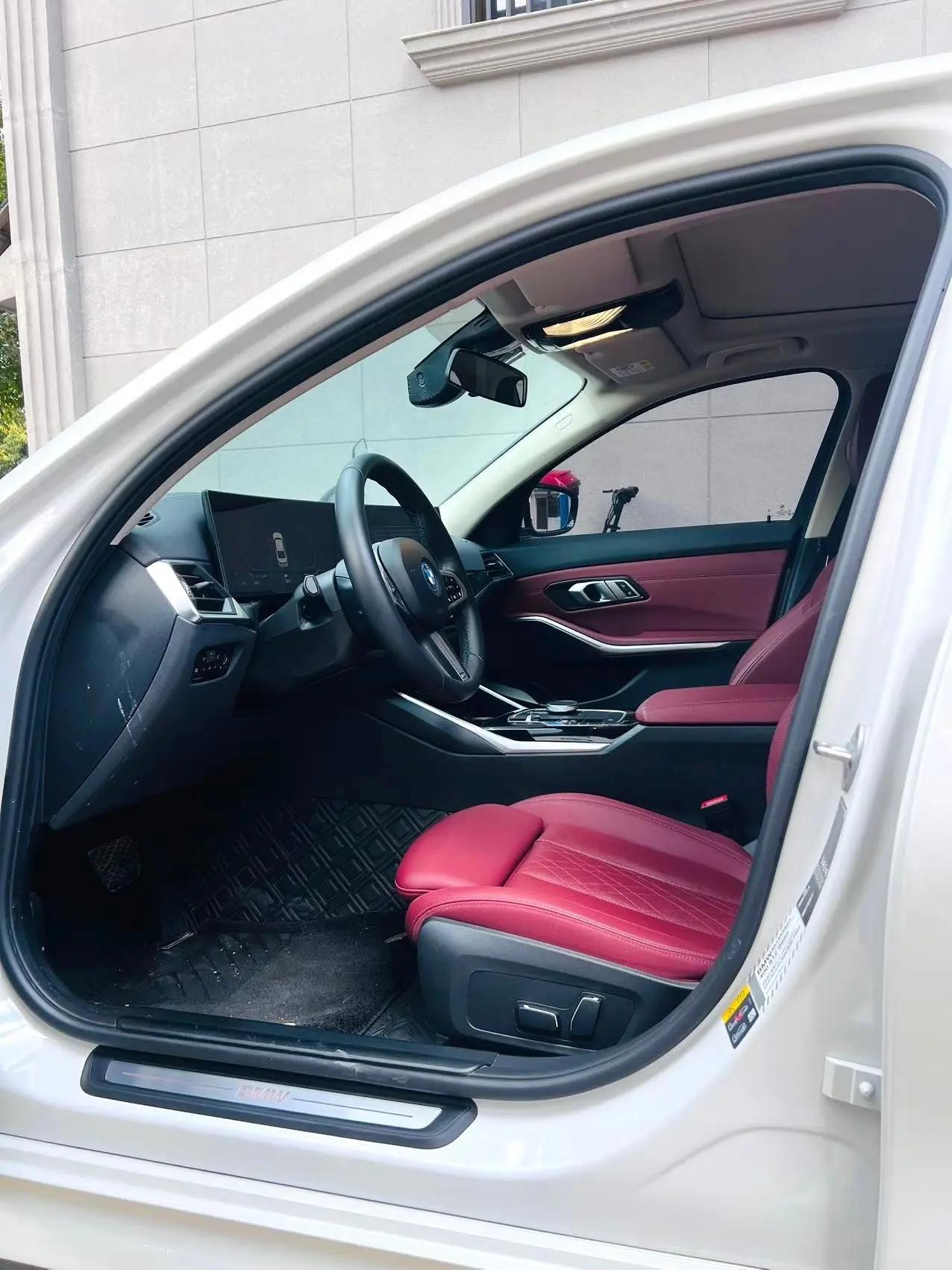 BMW 2025 i3 eDrive 35 L automatic gear 5