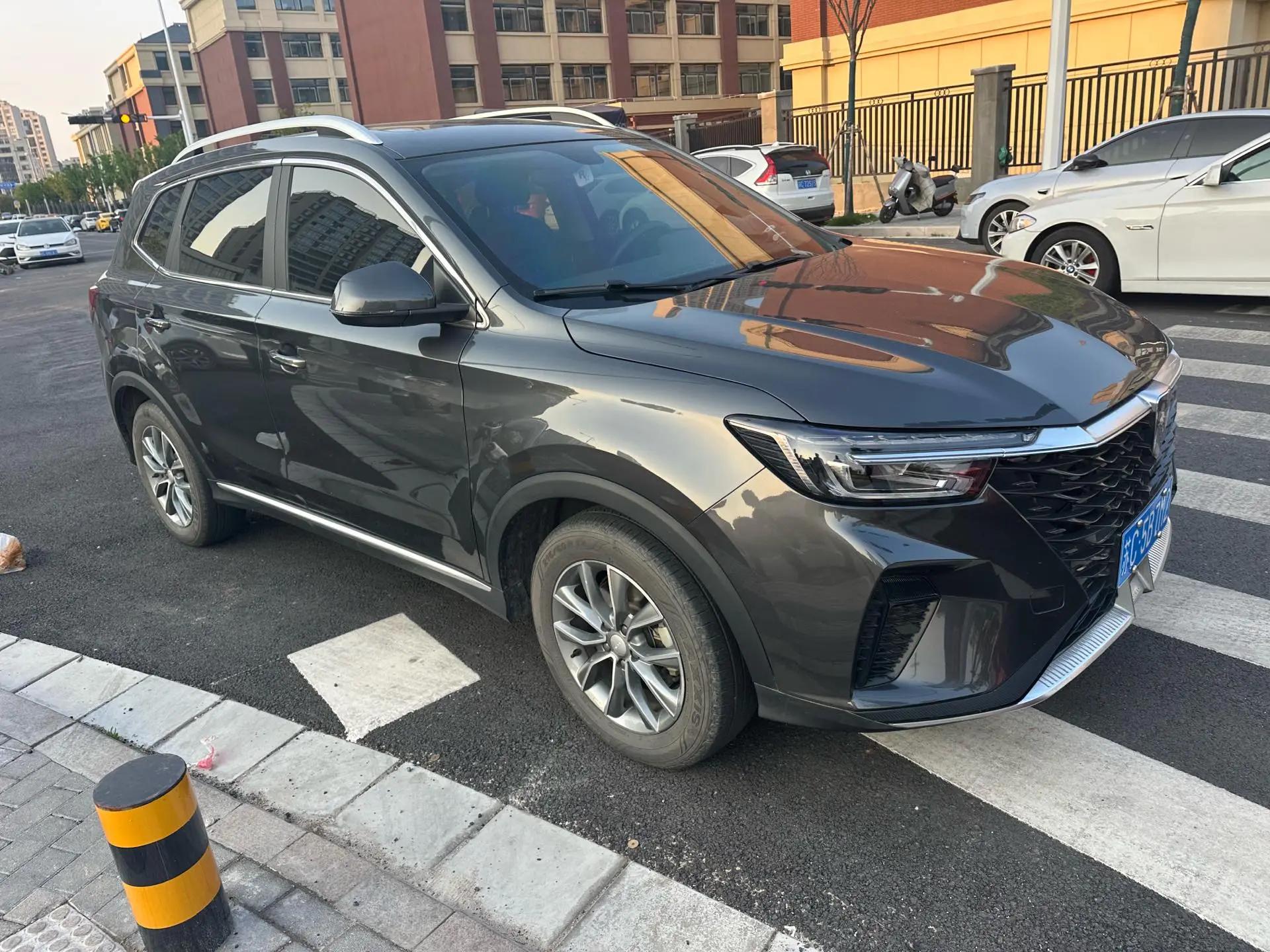 Roewe 2023 RX5 PLUS 1.5TGI 330TGI Lingchao Zhihui Edition Automatic Gear 3
