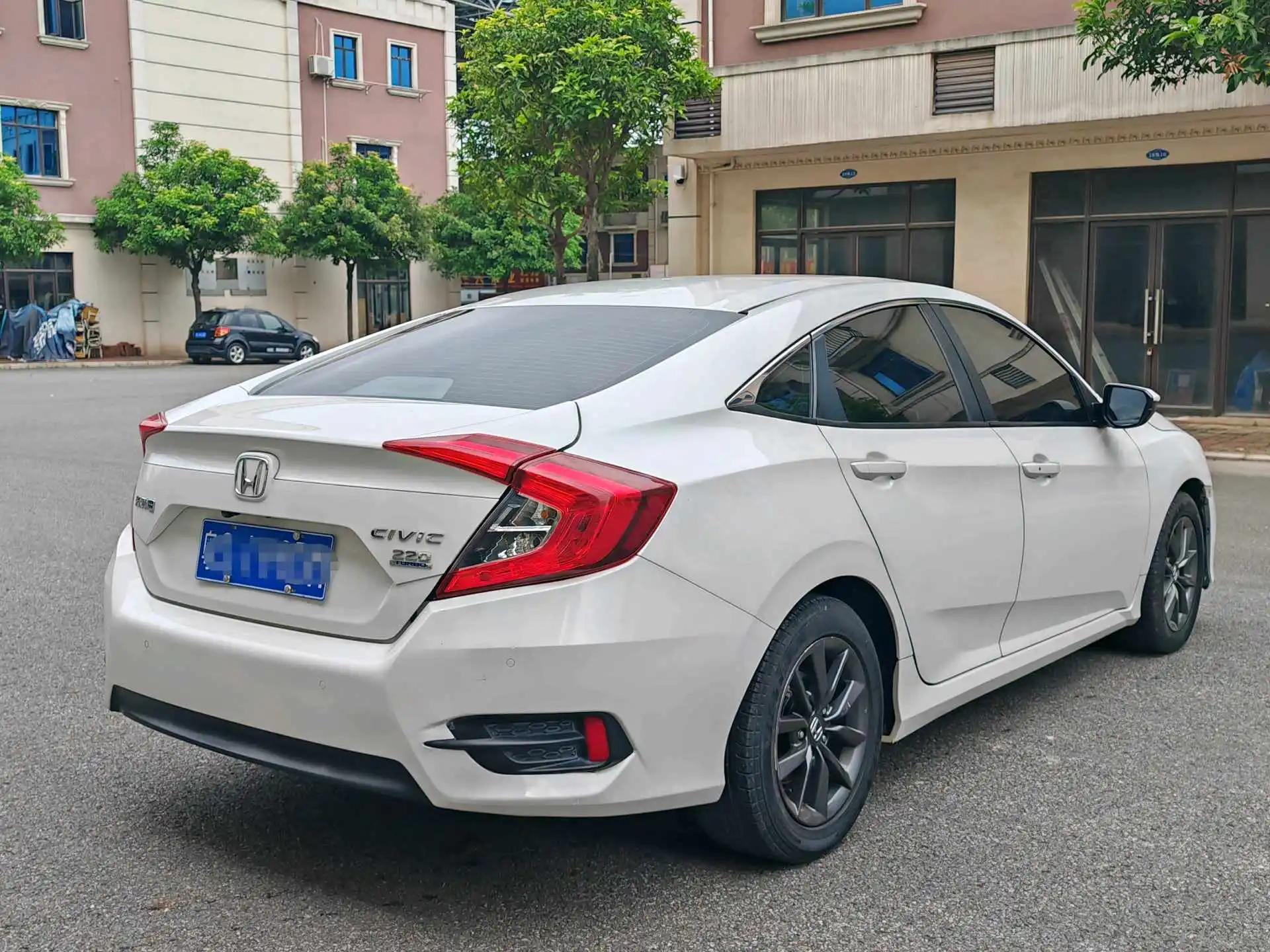 Civic 2019 220TURBO CVT Dynamic Edition National V 7