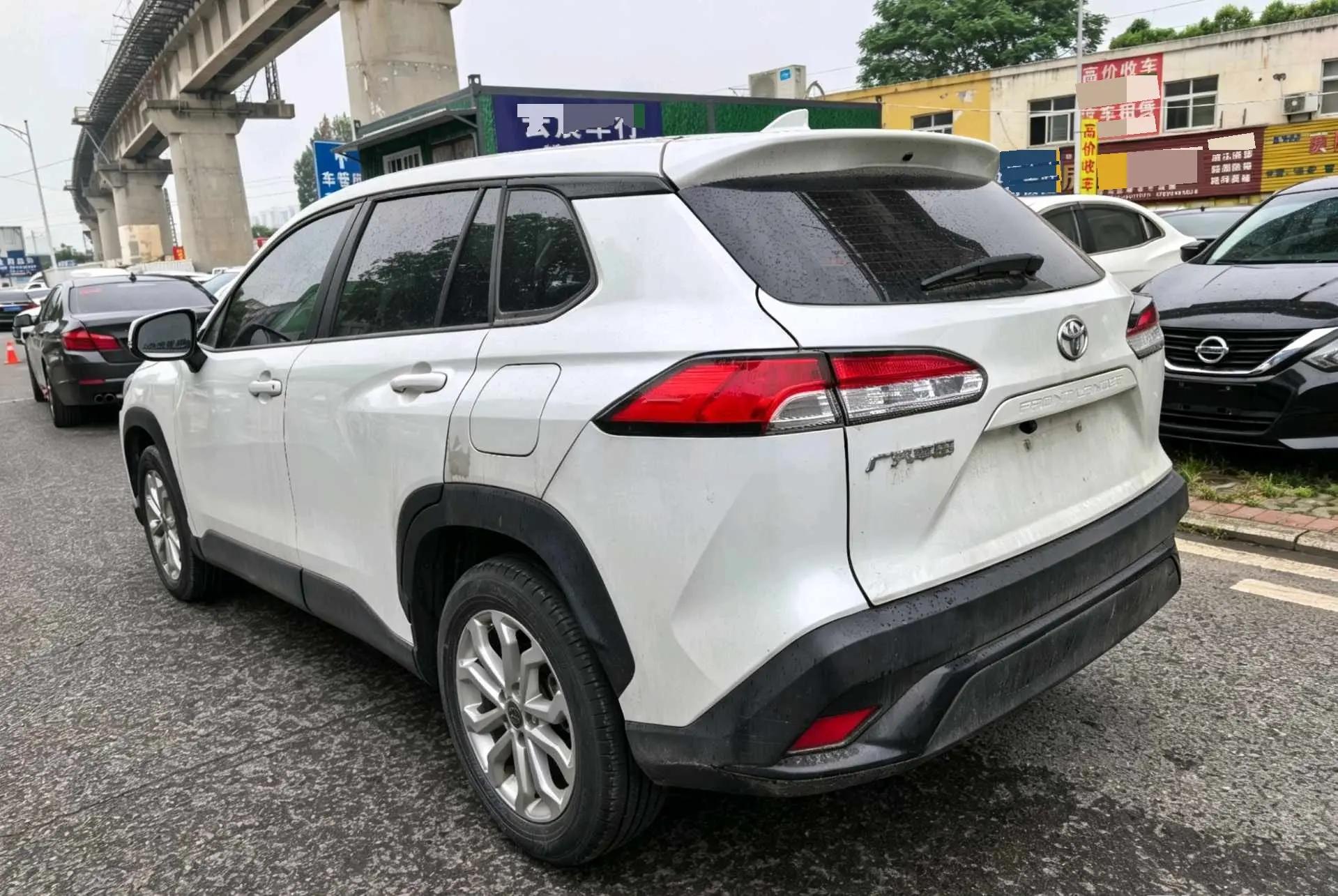 Toyota 2023 Frontlander 2.0 CVT Leading Edition Automatic 4