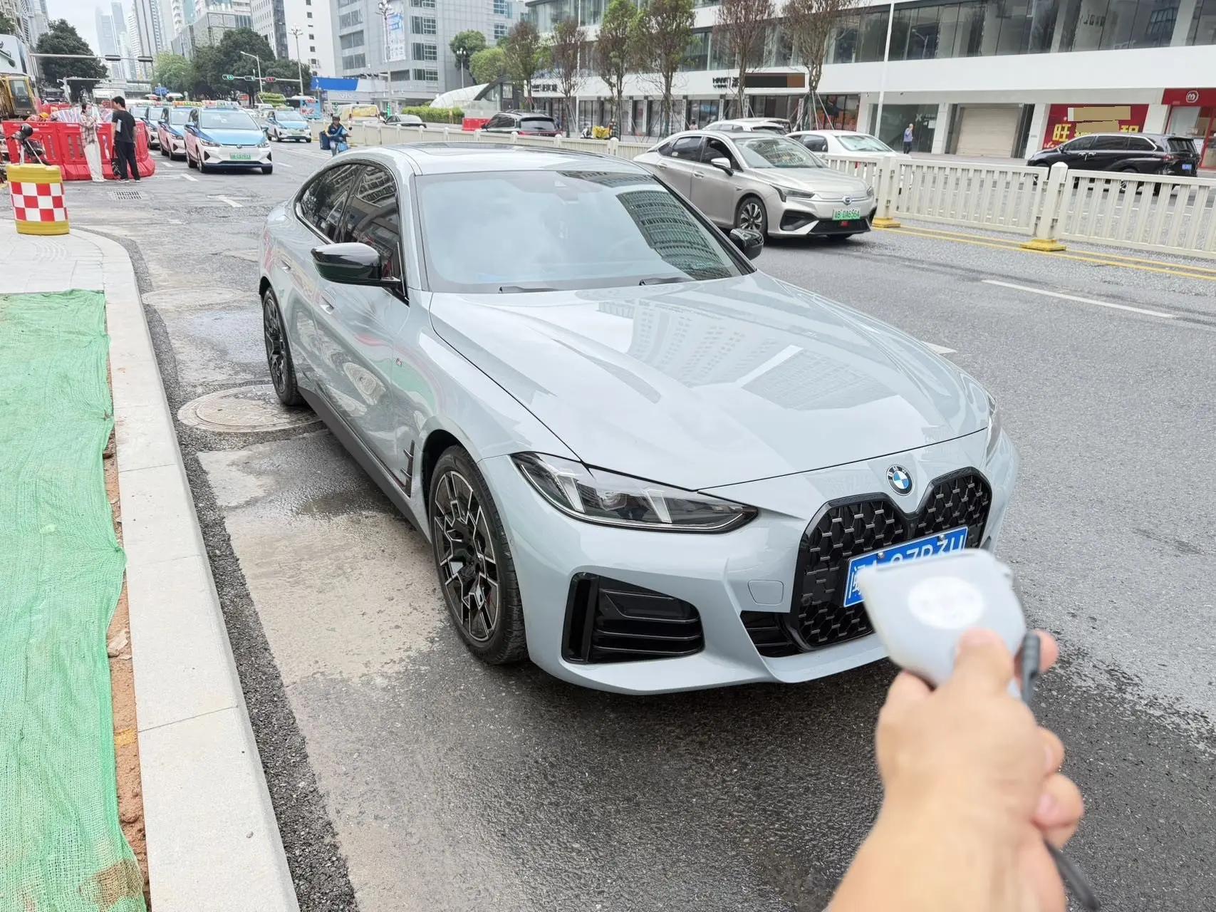 BMW 4 Series (Imported) 2024 430i Four-Door Coupe 2.0T M Sports Obsidian Night Suit Automatic Gear 2