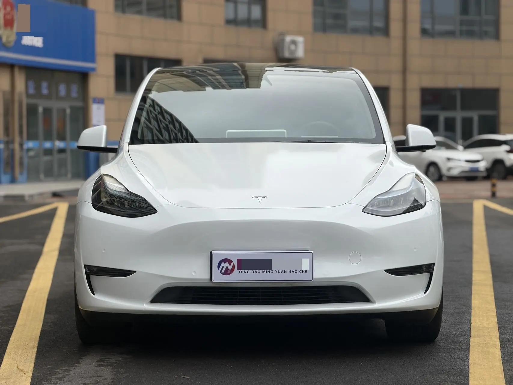 Model Y 2022 Performance High Performance All Wheel Drive 2