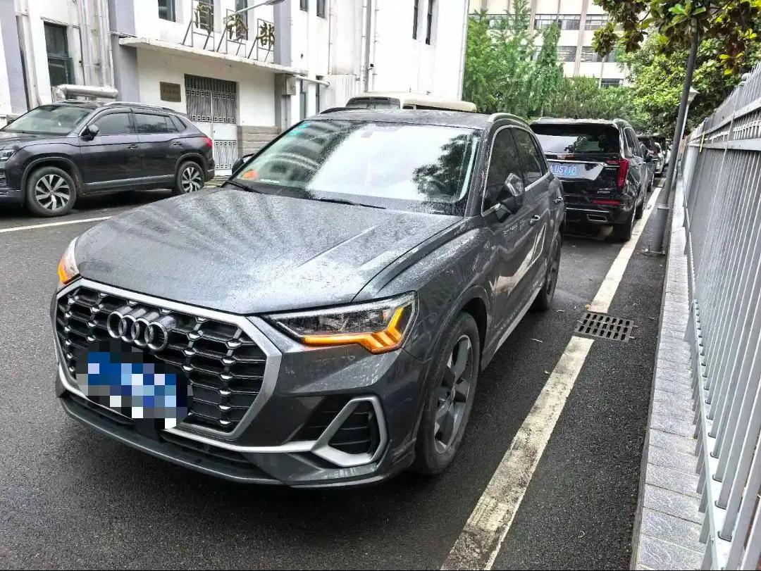 Audi Q3 2021 35 TFSI Fashion Dynamic