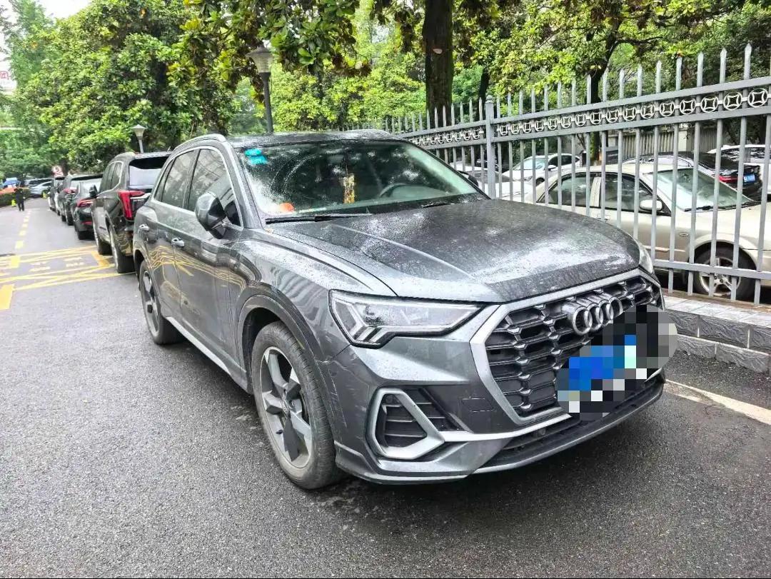 Audi Q3 2021 35 TFSI Fashion Dynamic 2