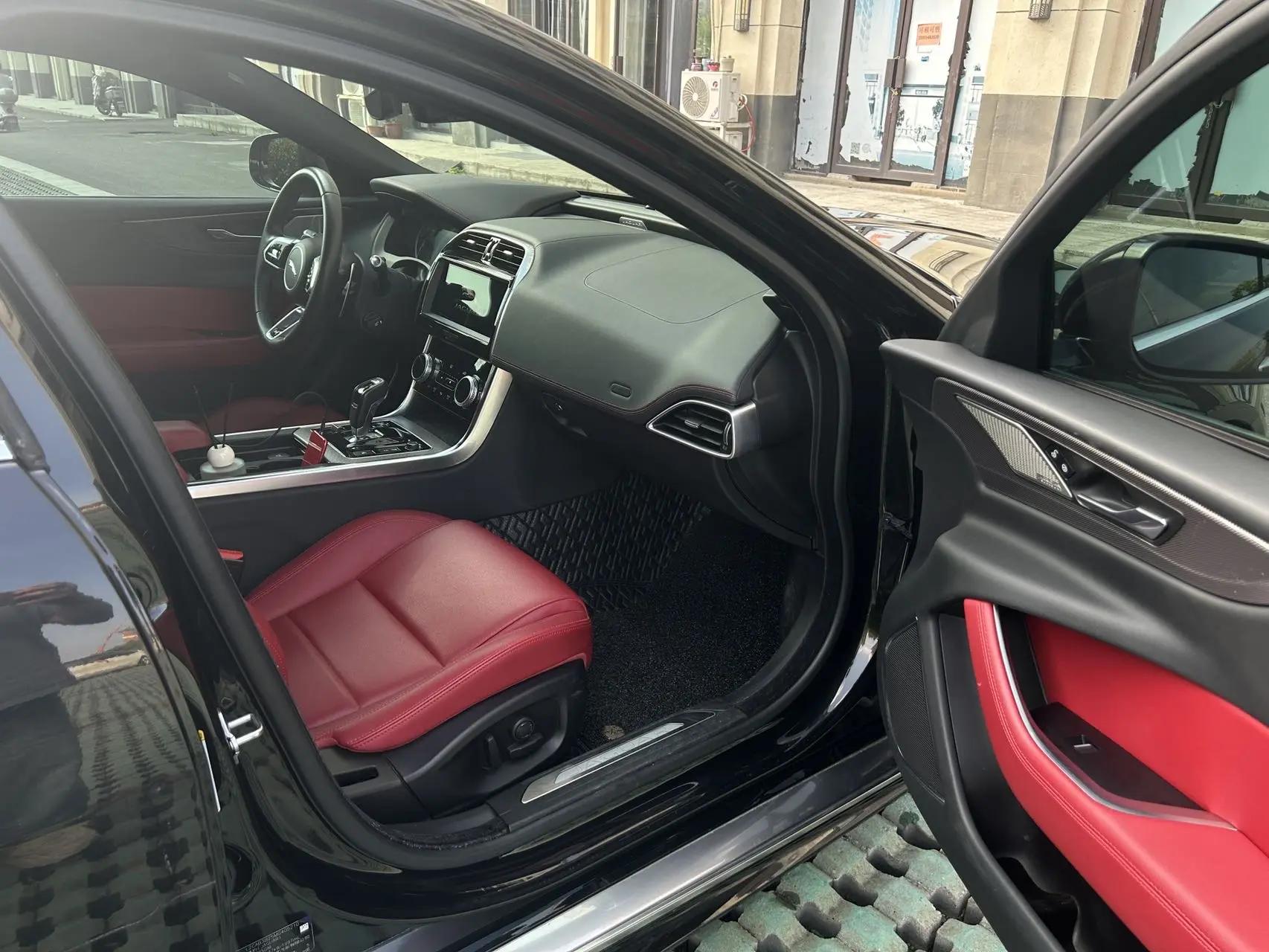 Jaguar XEL 2020 2.0T 200PS R-DYNAMIC S Enterprising Sports Edition 10