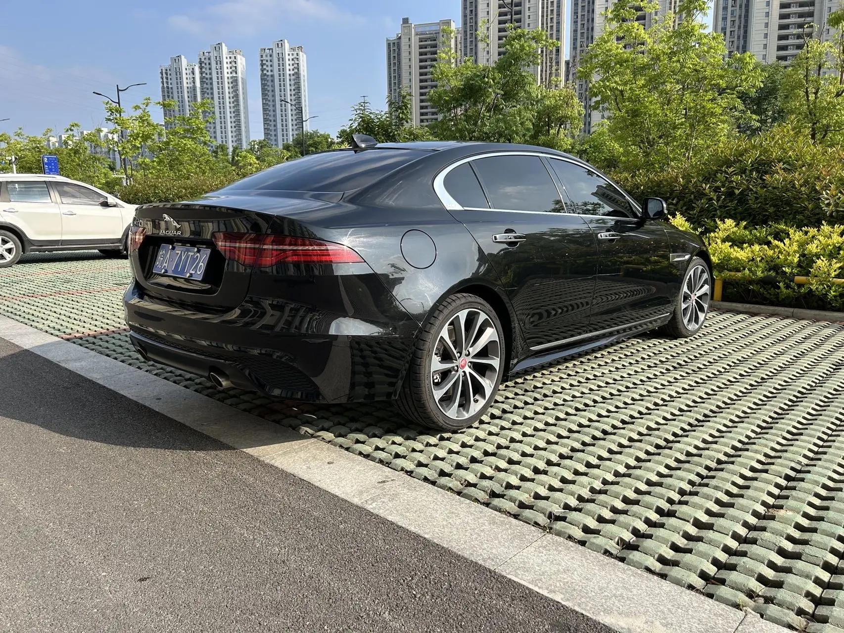 Jaguar XEL 2020 2.0T 200PS R-DYNAMIC S Enterprising Sports Edition 4