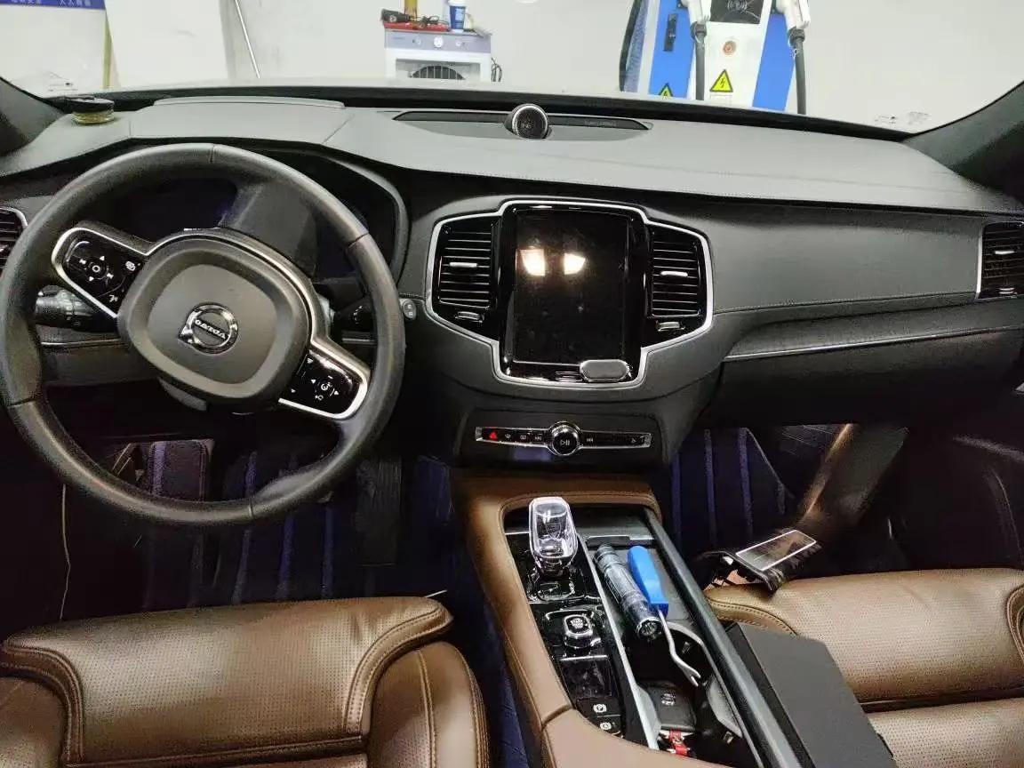 Volvo XC90 (Imported) 2025 XC90 48V 2.0T B5 Zhixing Deluxe Edition 5-seat Automatic Gear 7