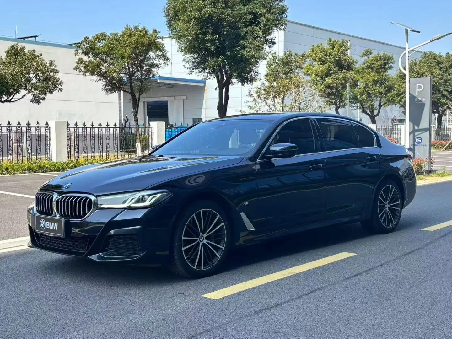 BMW 5 Series 2022 Modified 2 530Li Leading M Sports Suit