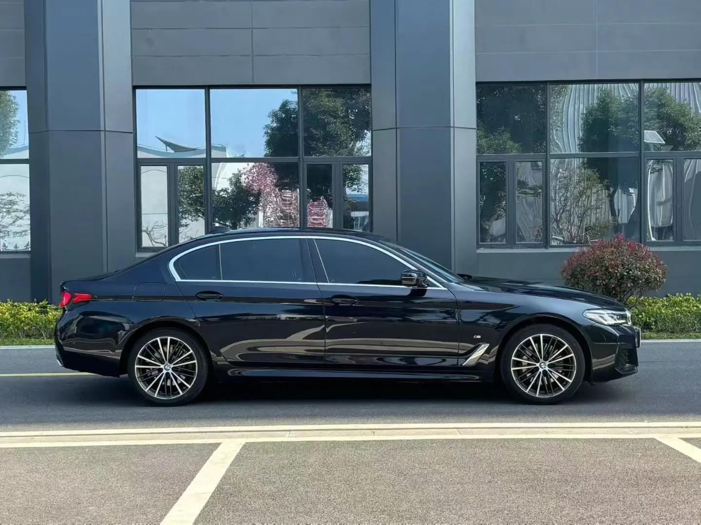 BMW 5 Series 2022 Modified 2 530Li Leading M Sports Suit 5