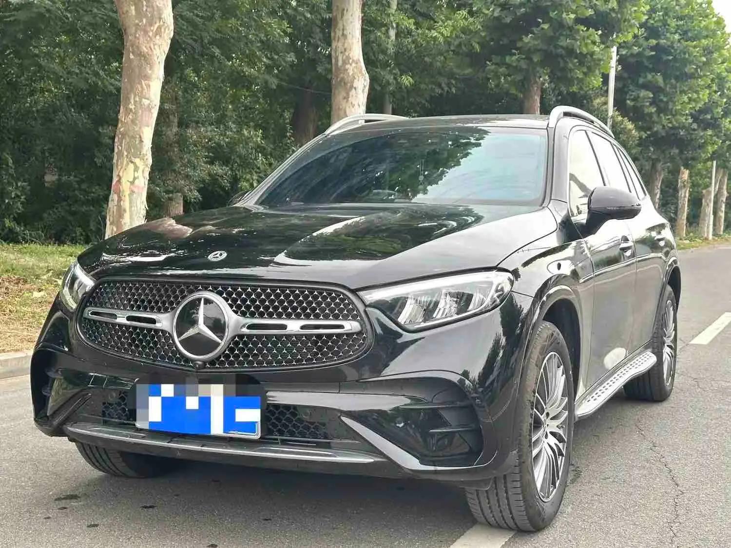 Открыть галерею: Mercedes Benz 2026 GLC 300 L 4MATIC 48V 2.0T Sporty 5-Seater Automatic