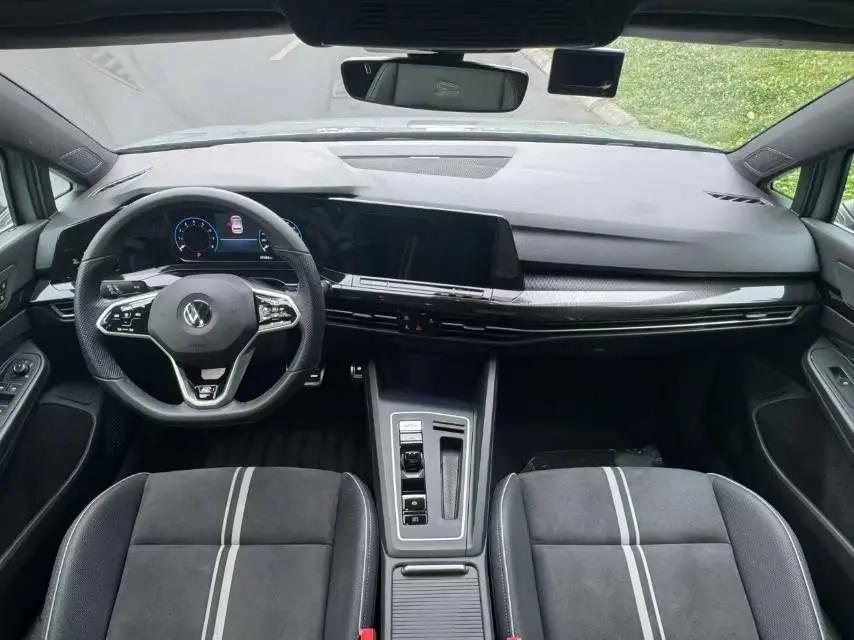 Volkswagen 2023 Golf 8 R-Line 1.4TSI 280TSI Automatic 5