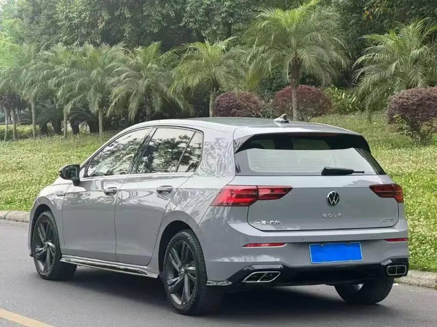 Volkswagen 2023 Golf 8 R-Line 1.4TSI 280TSI Automatic 7