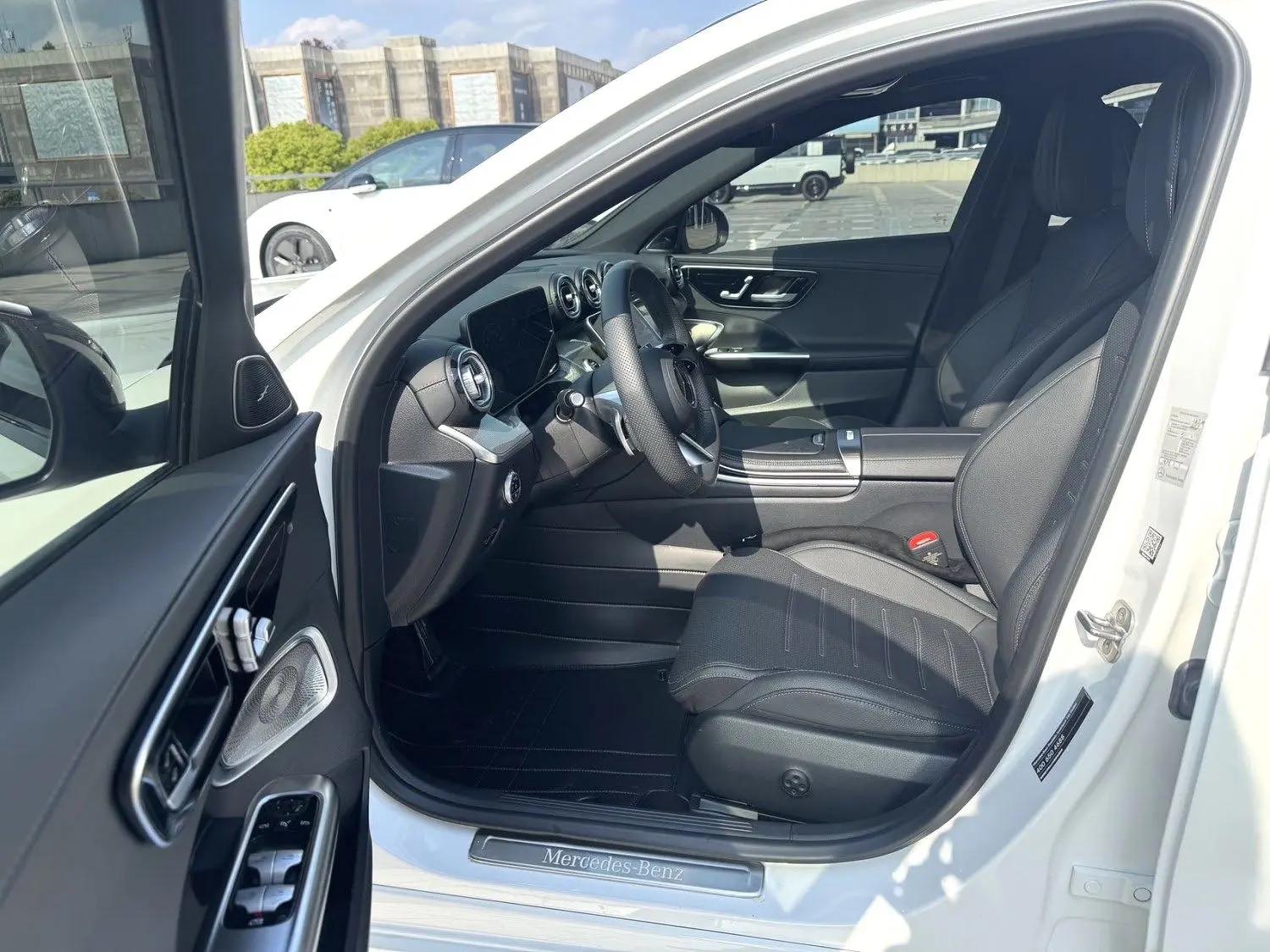 Mercedes Benz C- Class 2024 C 260 L 48V 1.5T Noctis Sport Edition (Restyled III) Automatic 5