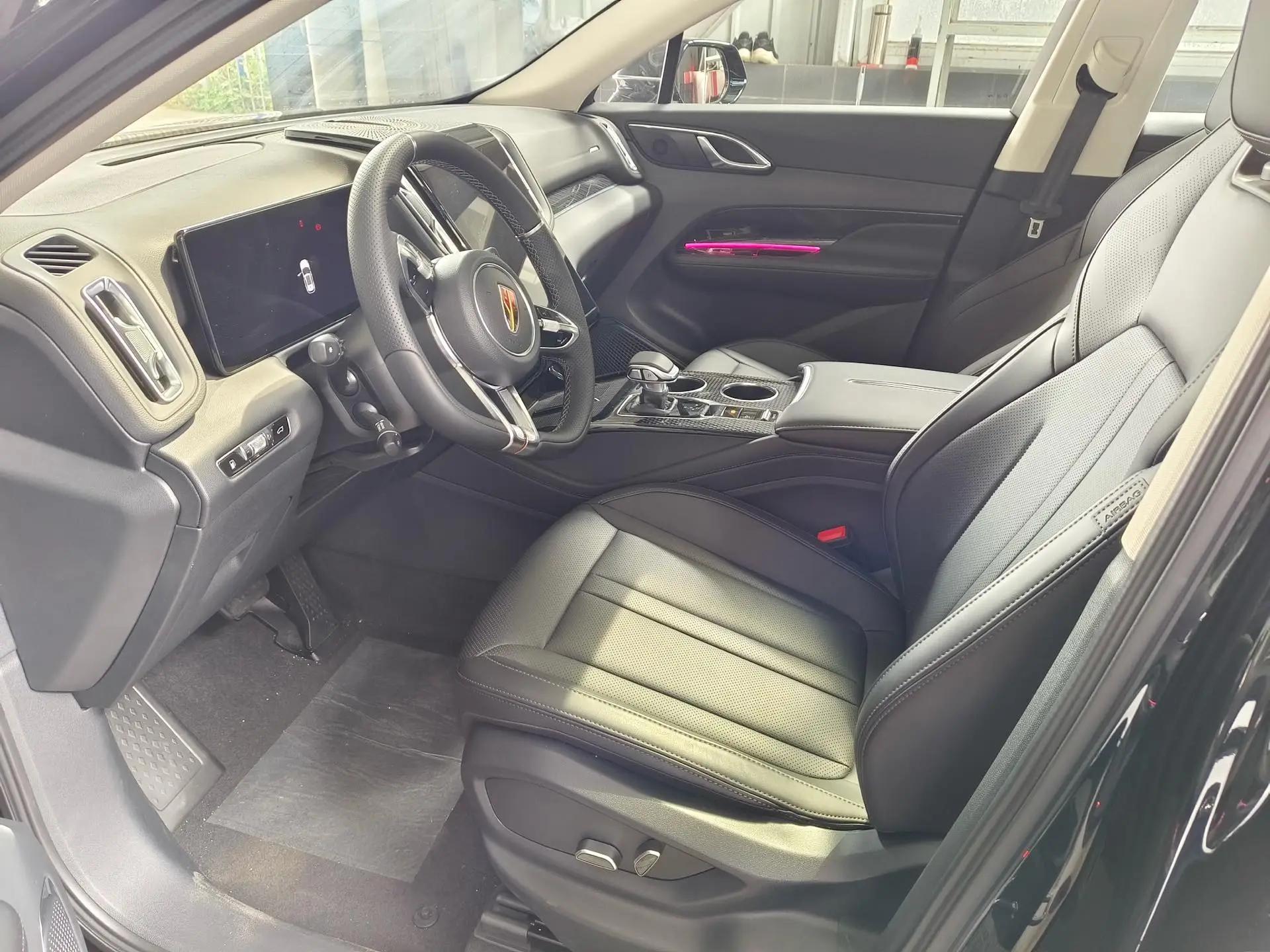 HongQi HS3 New Energy 2024 PHEV 2