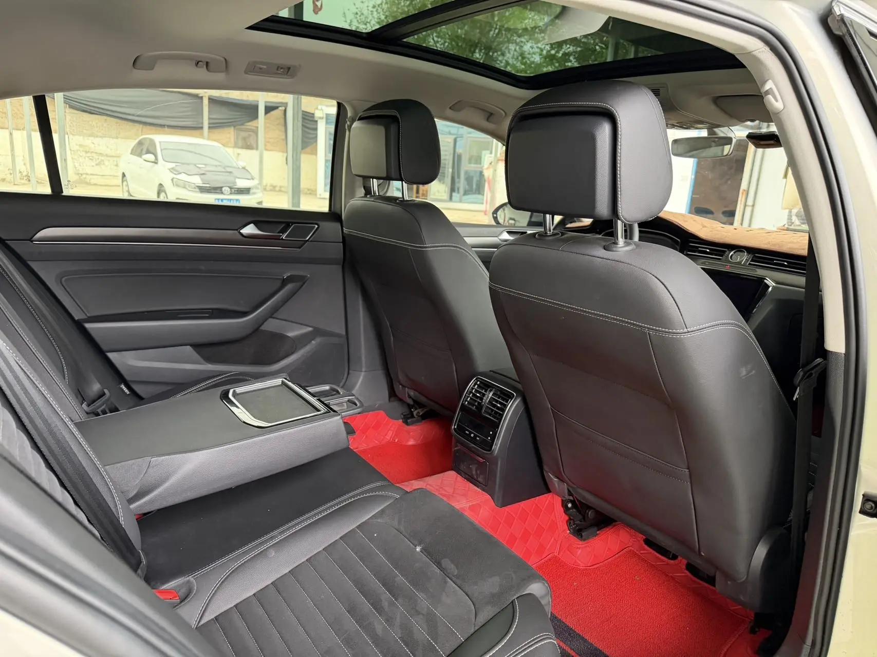 Magotan 2019, 330TSI DSG Luxury Edition, China V Emission Standard 5