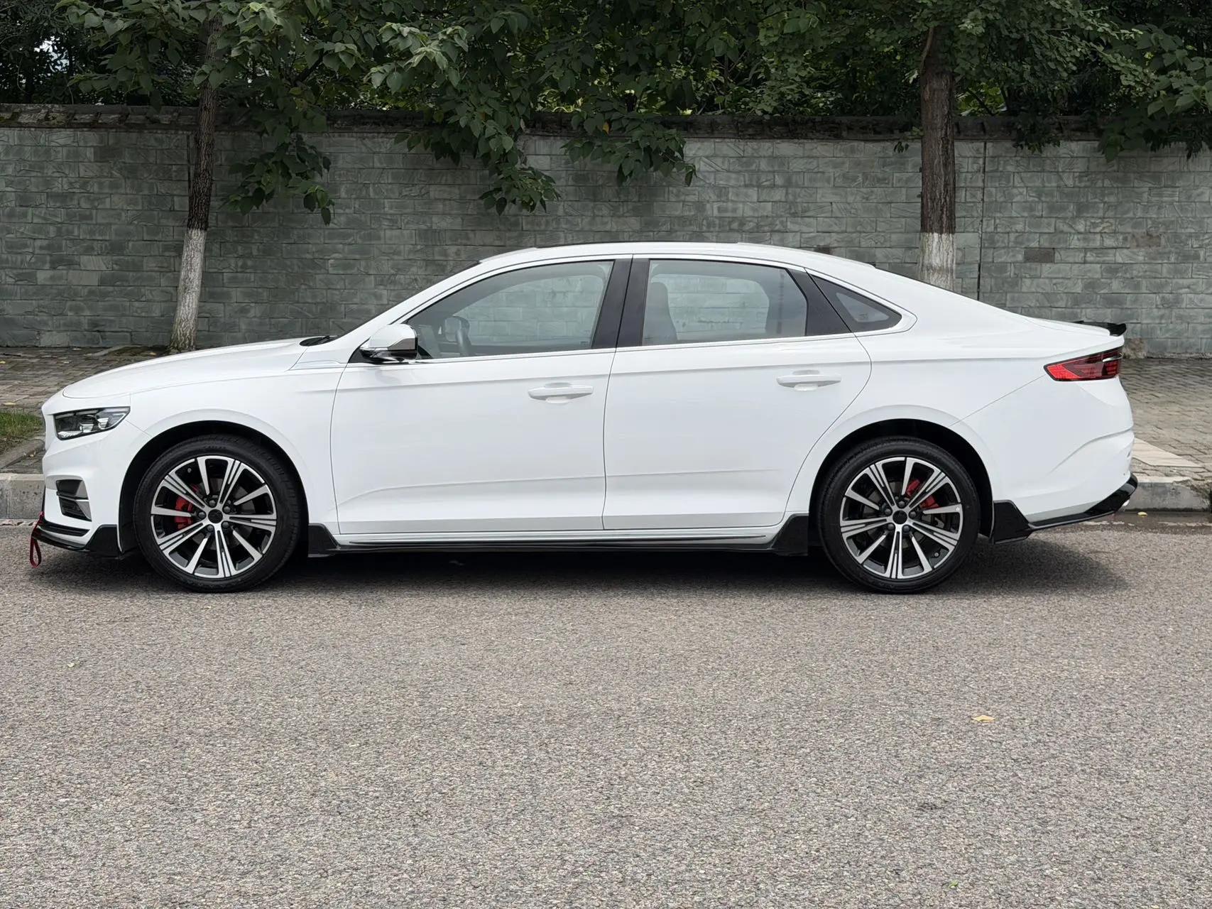 Geely 2025 Xingrui 1.5TD Oriental Yao Kunlun Edition Automatic 5