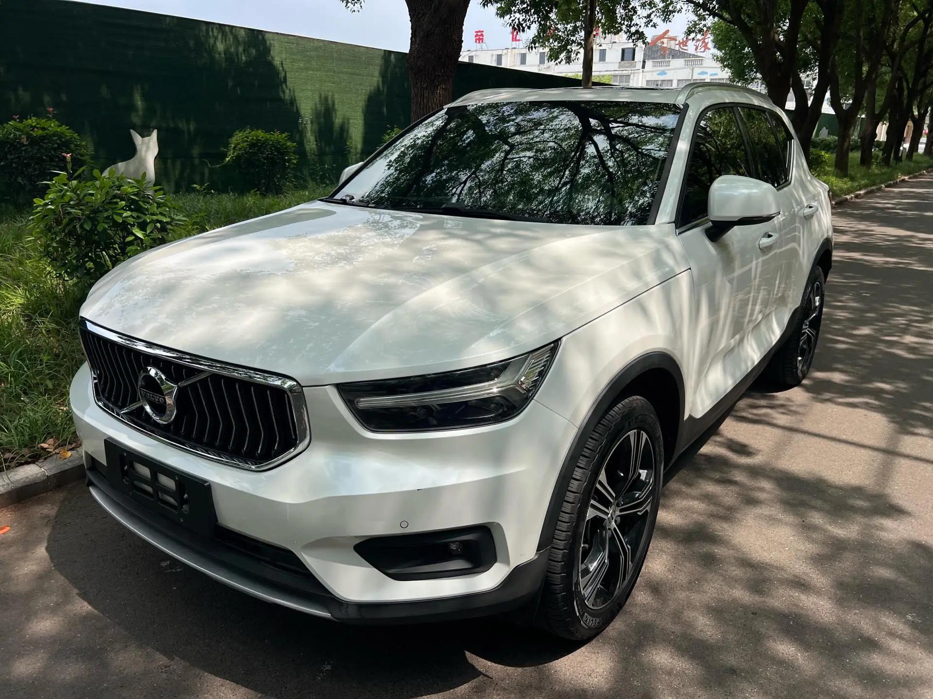 Volvo XC40 2021 T4 4-wheel drive Zhiyuan Deluxe Edition