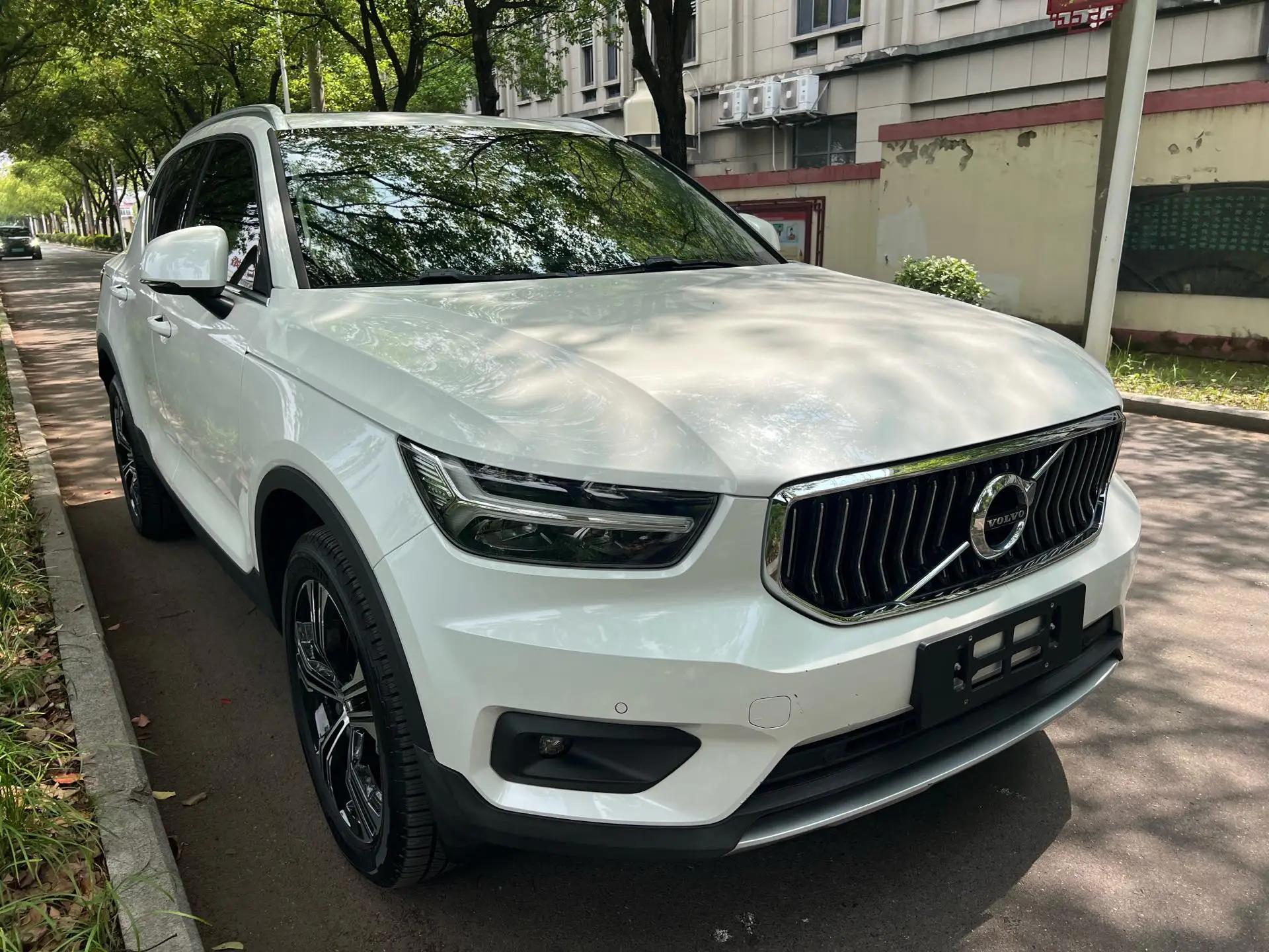 Volvo XC40 2021 T4 4-wheel drive Zhiyuan Deluxe Edition 2