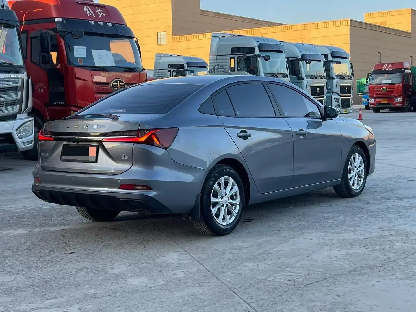 Roewe i5 2023 1.5L Manual Comfortable Edition 2