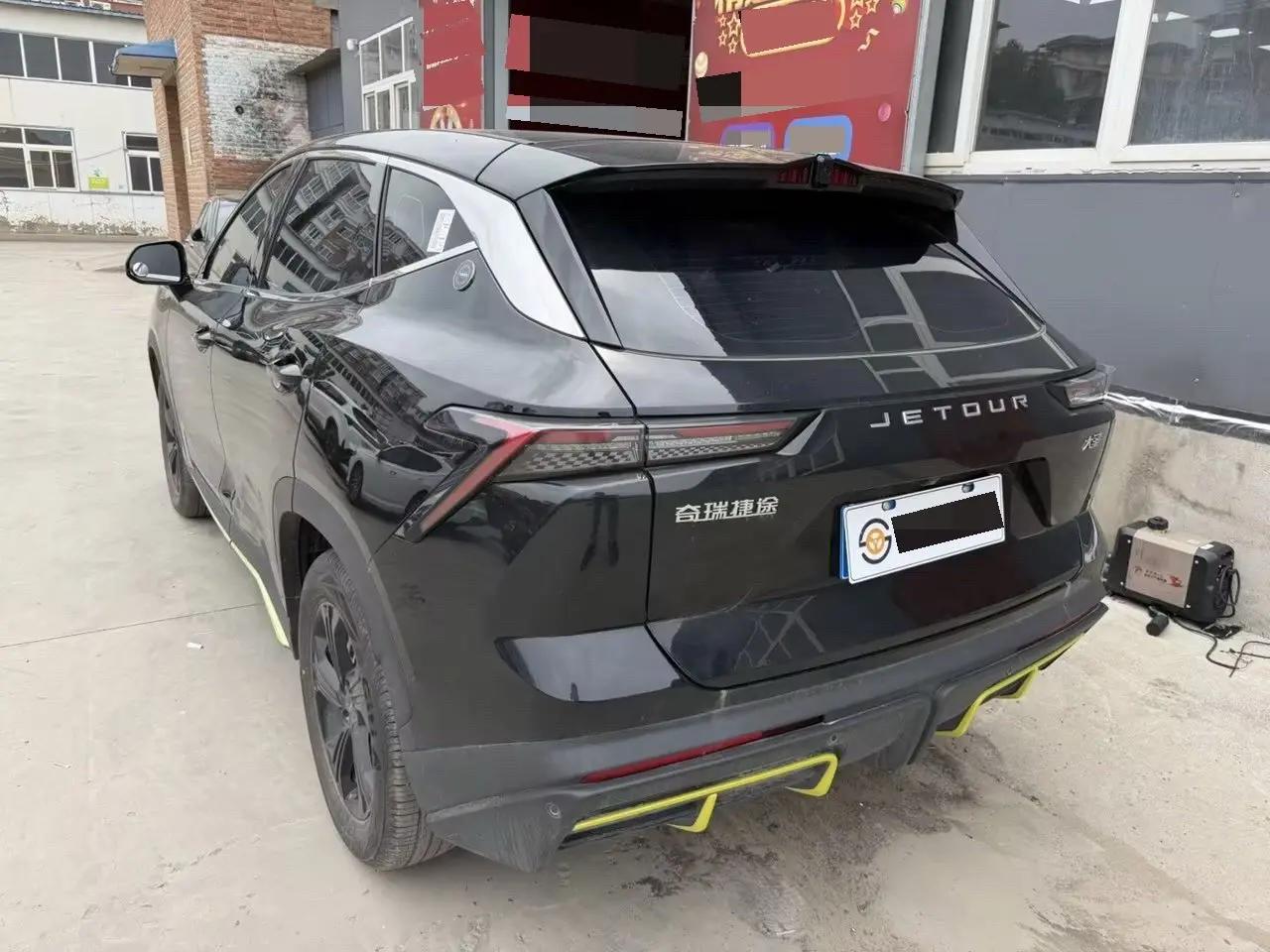 Jetour 2025 Dasheng 1.5T Exceed Edition Automatic Gear 4