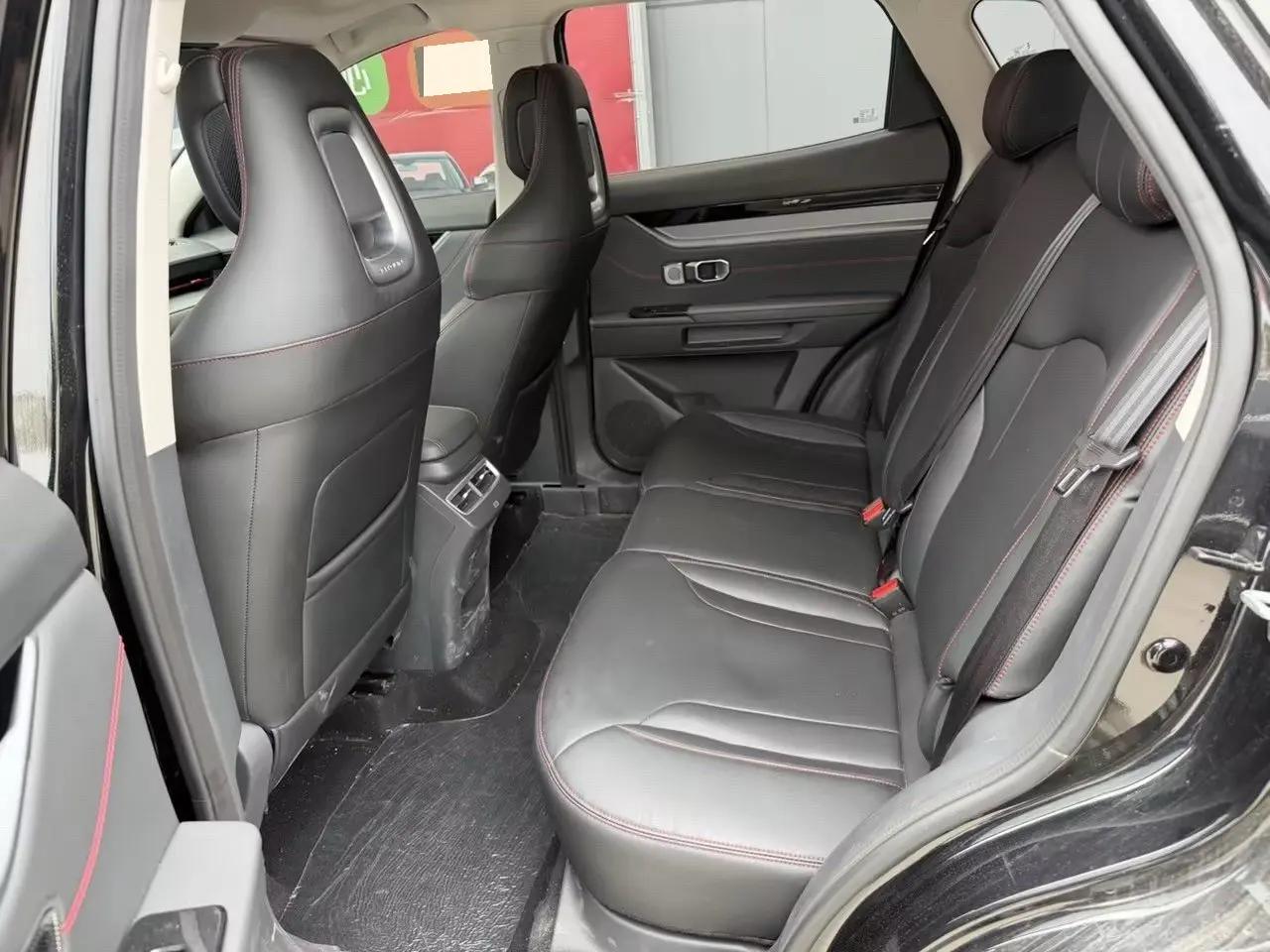 Jetour 2025 Dasheng 1.5T Exceed Edition Automatic Gear 8