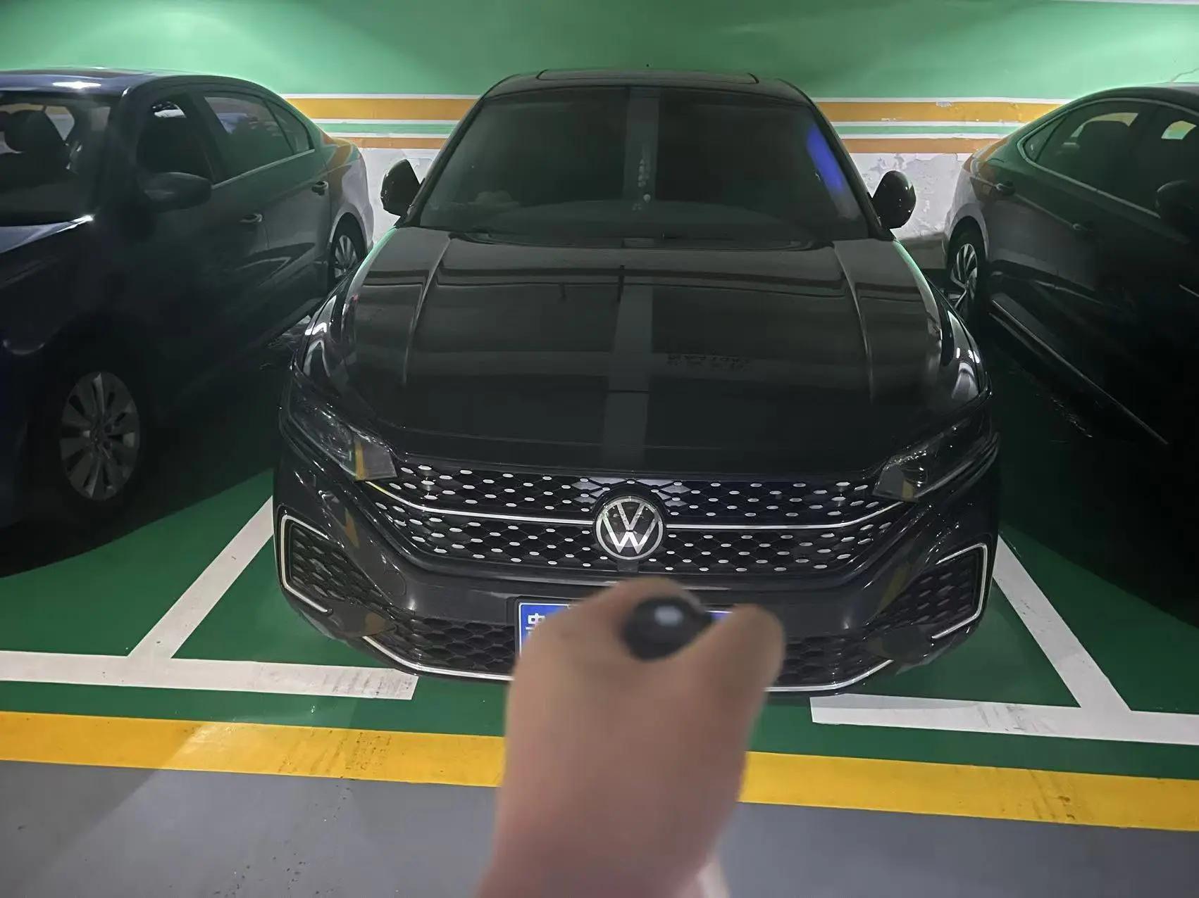 Volkswagen 2025 Passat 2.0TSI 380TSI Subut Longteng Edition Automatic Gear 2