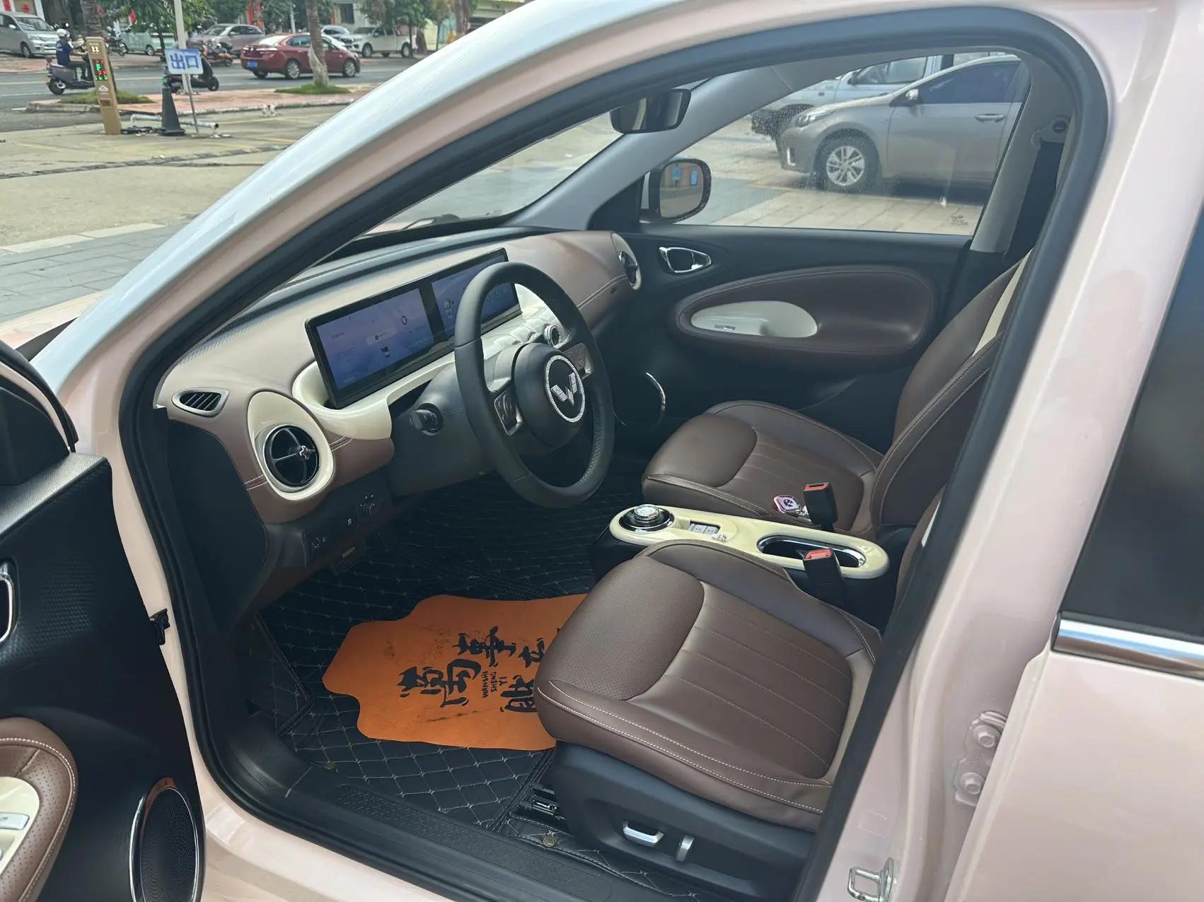 WuLing Plantronics 2023 410km LingBox Premium 4