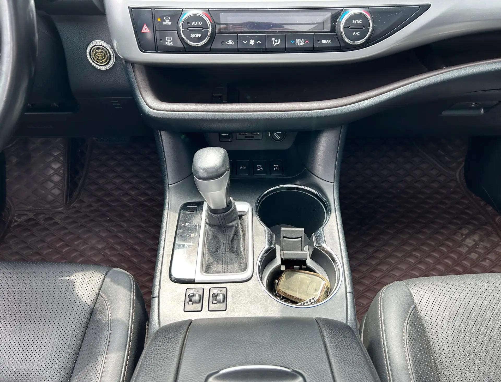 Highlander 2021 2.0T 4-wheel drive deluxe edition 7 seats 16