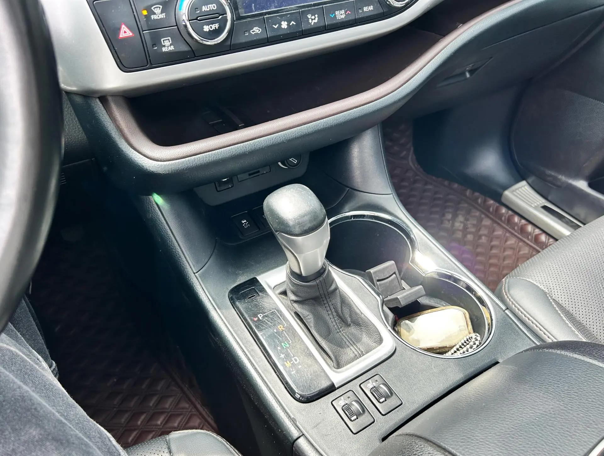 Highlander 2021 2.0T 4-wheel drive deluxe edition 7 seats 17