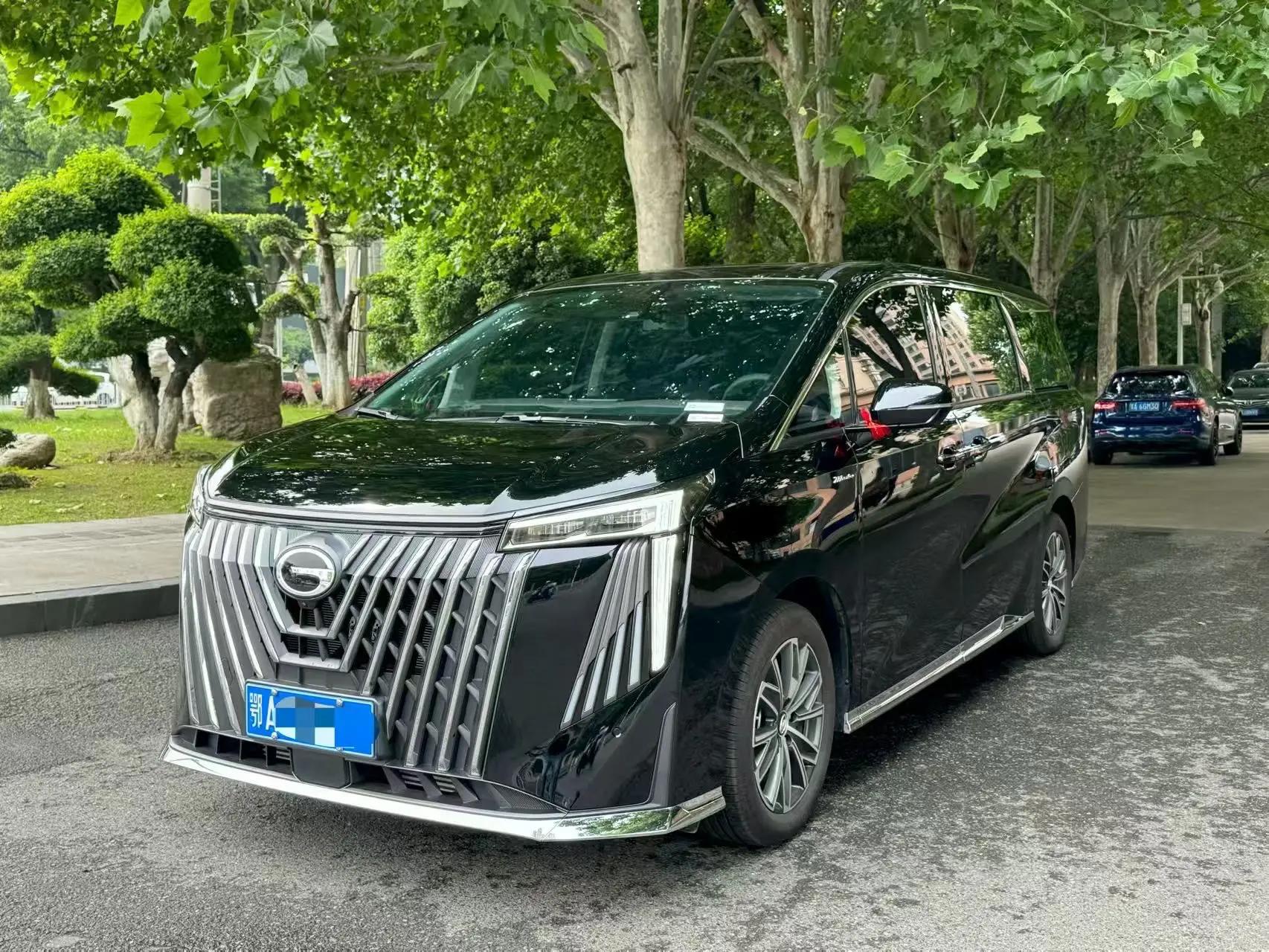 GAC Trumpchi 2024 M8 2.0T 400T Master Series Prestige Automatic