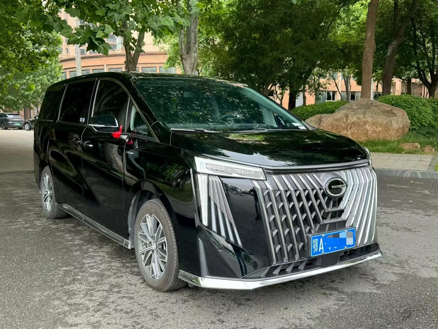 GAC Trumpchi 2024 M8 2.0T 400T Master Series Prestige Automatic 3