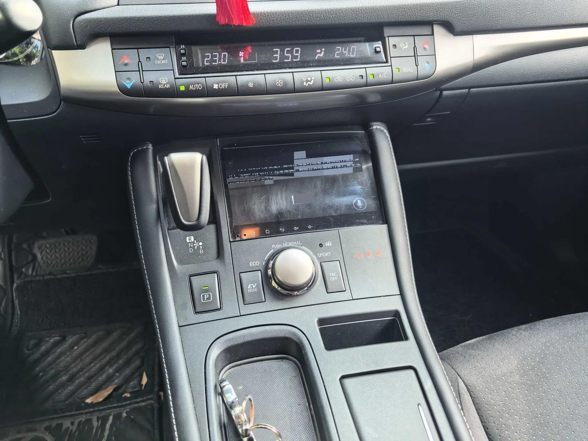 Lexus CT 2017 CT200h Elite Edition Monochrome National V 6