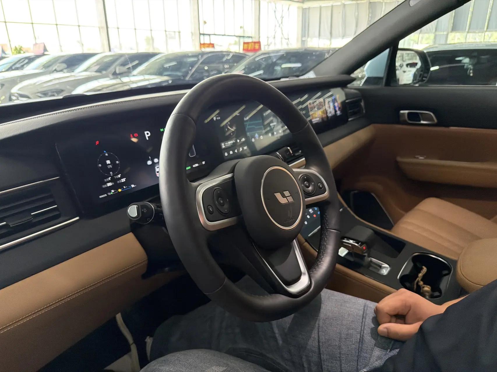 Li ONE 2020 extended 6-seat version 3
