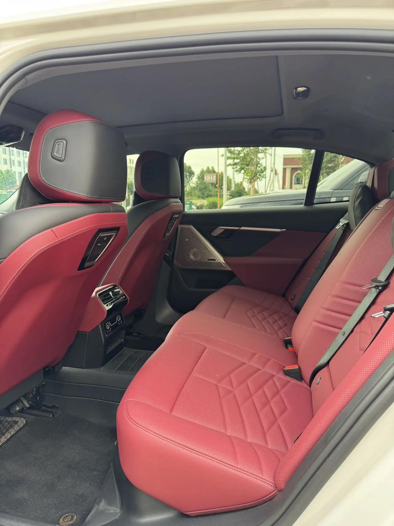BMW 5 Series 2025 Model 530Li 48V 2.0T Luxury Version M Sport Package Automatic 4