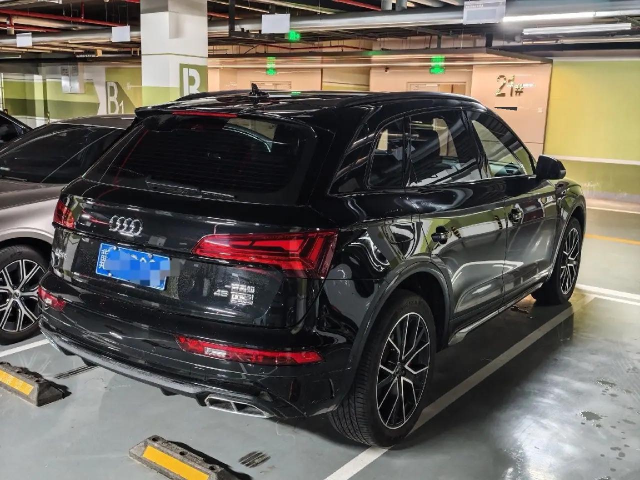 奥迪 2024款 Q5L 2.0TFSI 45TFSI 臻选动感型 自动挡 2