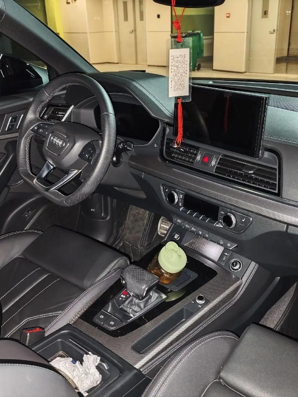 奥迪 2024款 Q5L 2.0TFSI 45TFSI 臻选动感型 自动挡 6