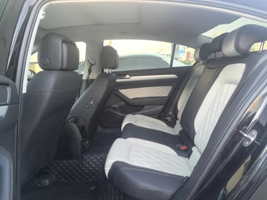 Magotan 2022 330TSI DSG Basic 4