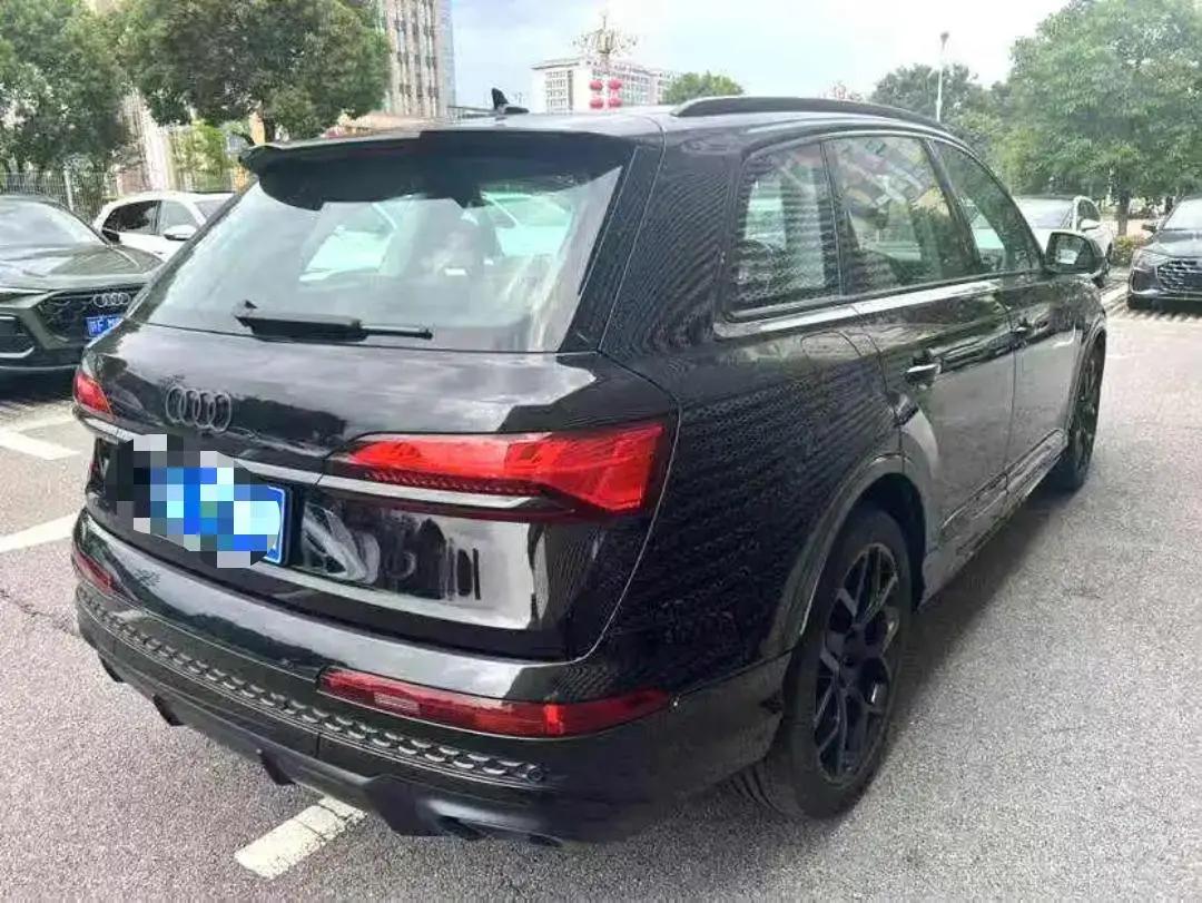 Audi Q7 (Imported) 2025 Q7 2.0TFSI 45TFSI Quattro S line Sports Automatic 9