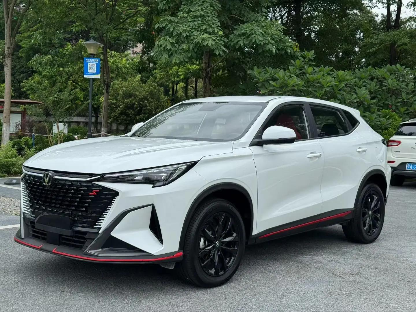 Открыть галерею: ChangAn 2025 X5 PLUS 1.5T Pioneer Automatic Gear