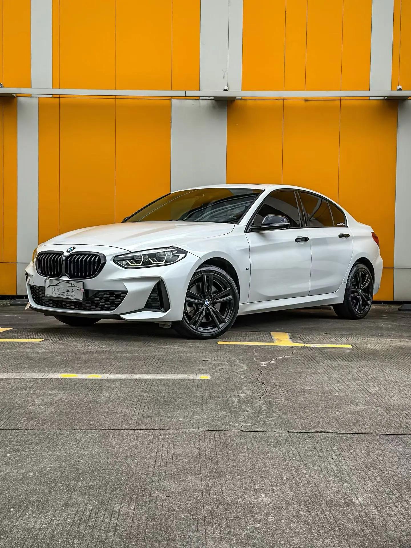 BMW 1 Series 2022 125i M Sport Night Edition