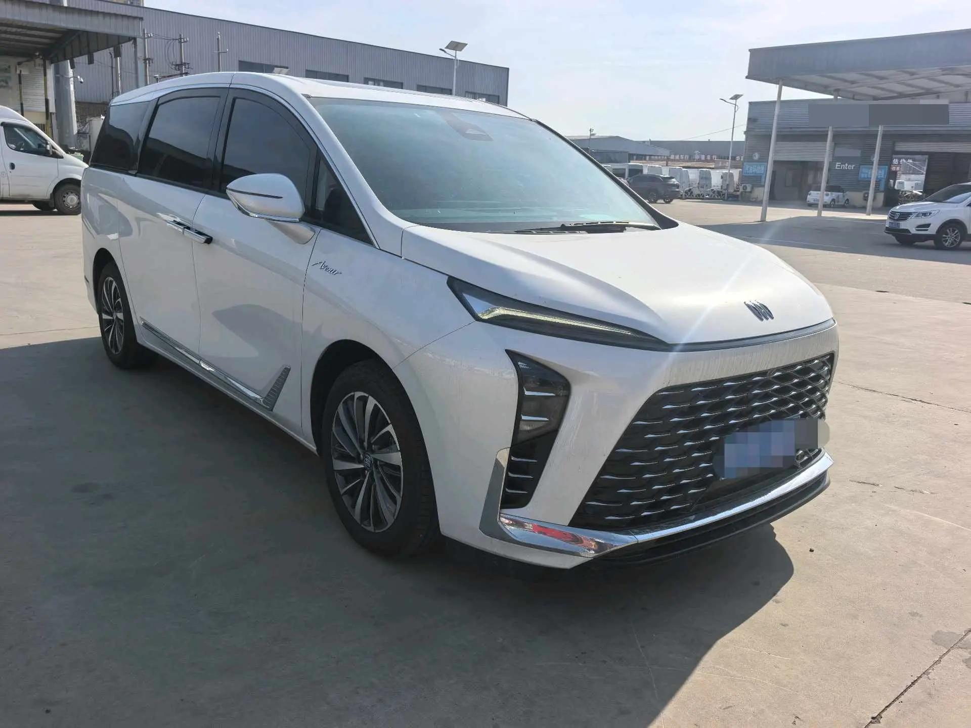别克 2026款 GL8 ES 陆尊 48V 2.0T 尊享版 自动挡 3