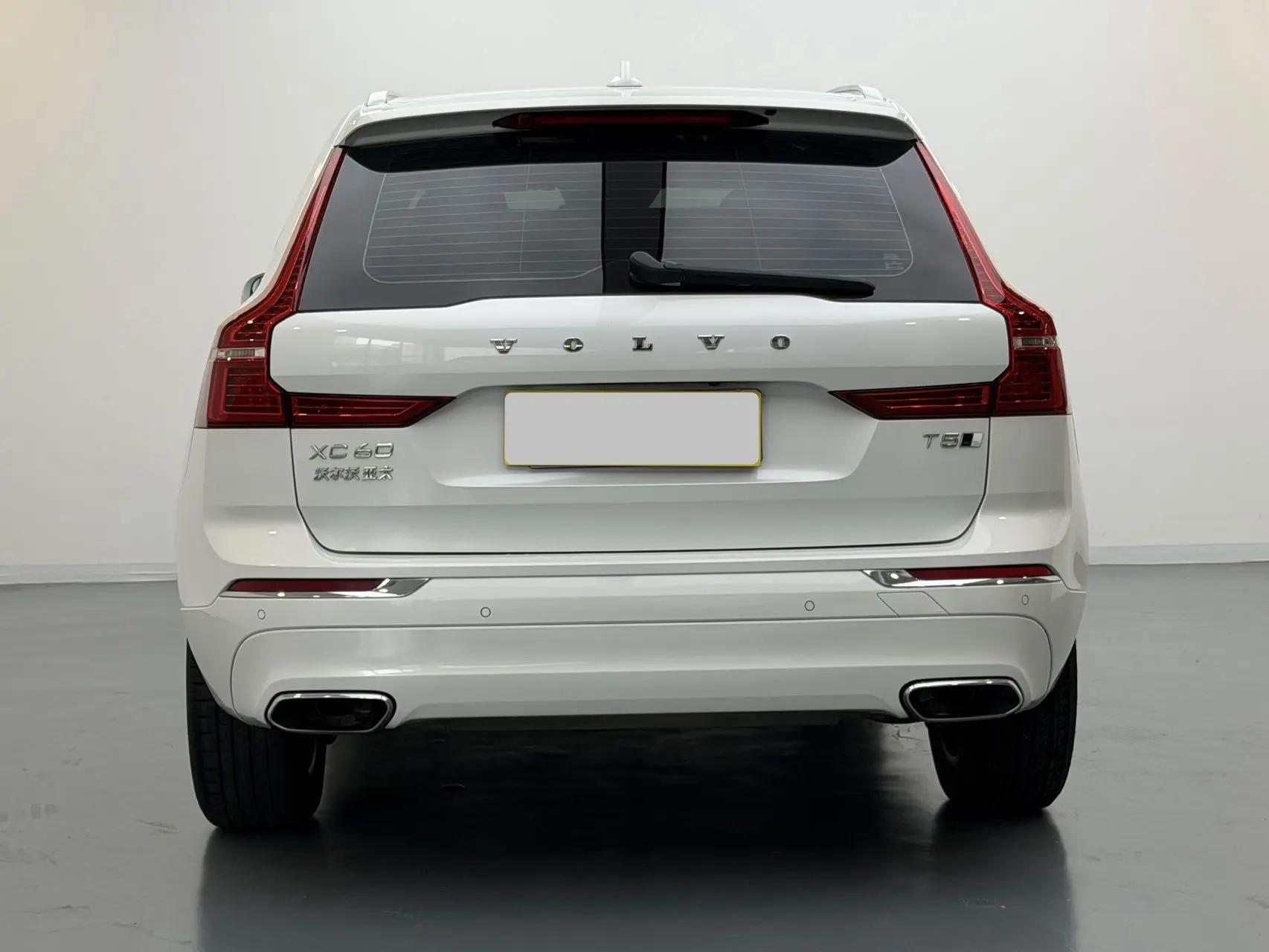 Volvo XC60 2021 T5 4WD Zhiyuan Deluxe Edition 8