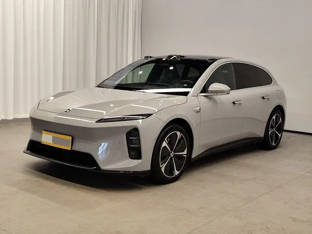 NIO 2025 ET5T 75kWh Touring automatic