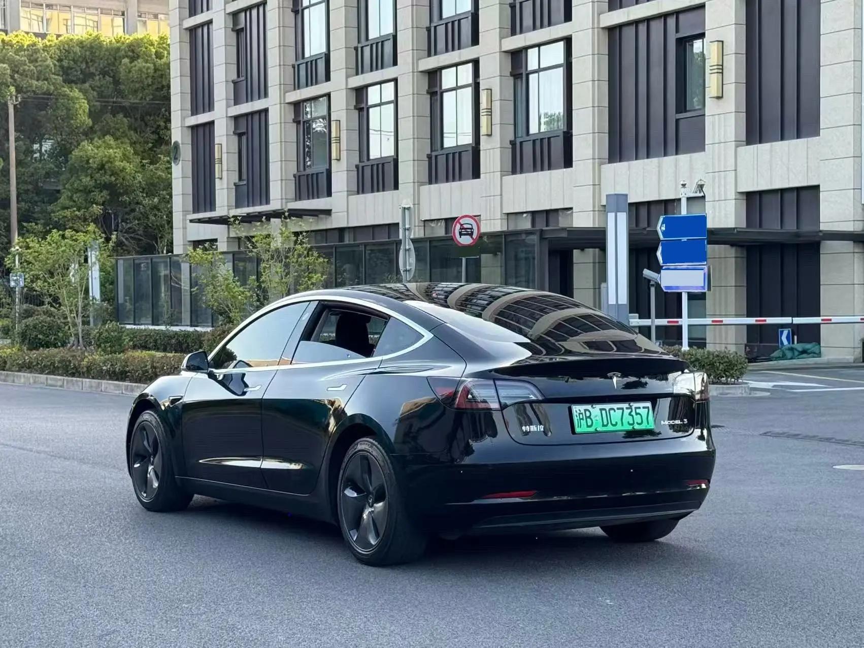 Model 3 2020 model modified long-range rear-wheel drive version 2
