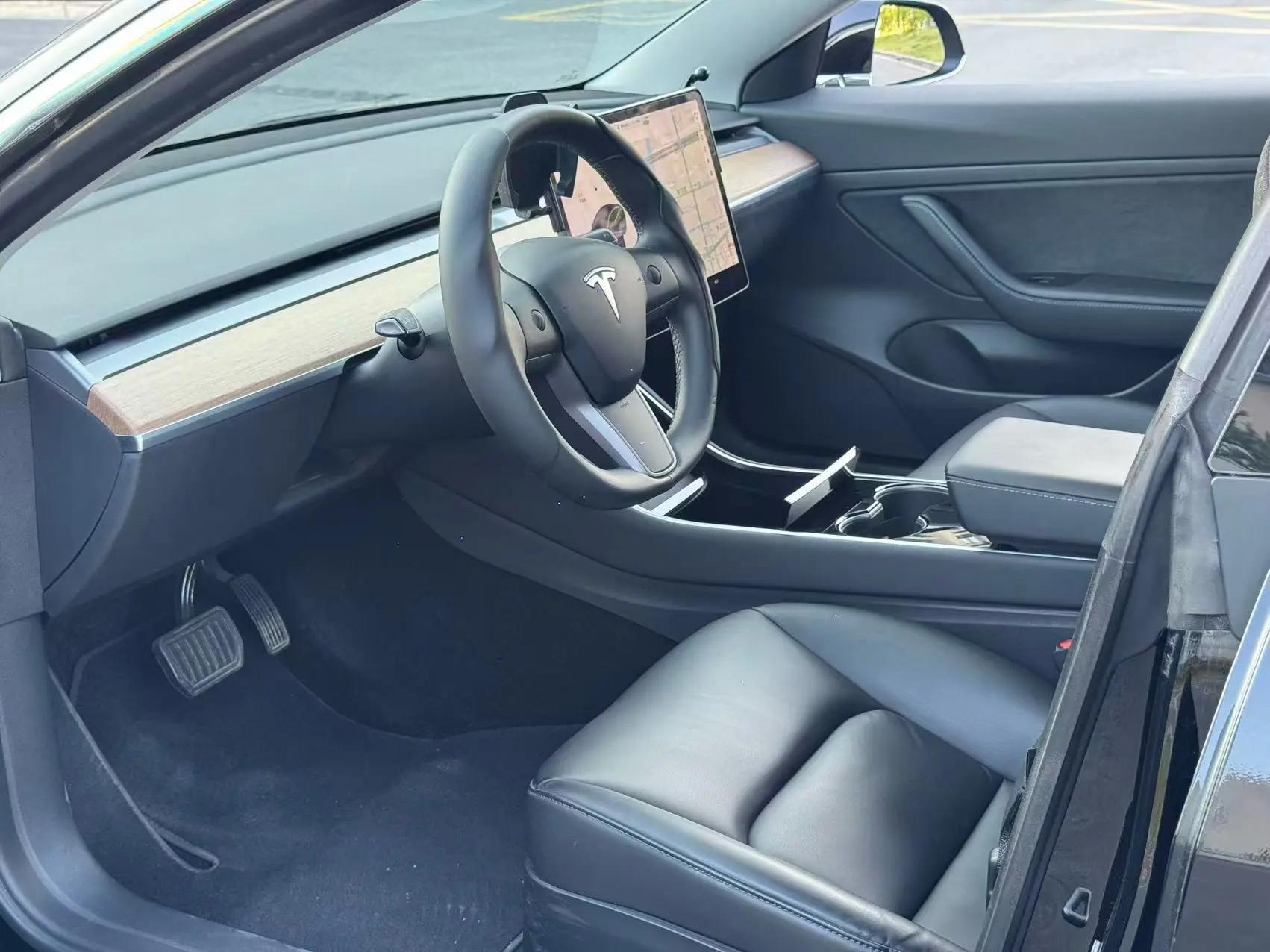Model 3 2020 model modified long-range rear-wheel drive version 3