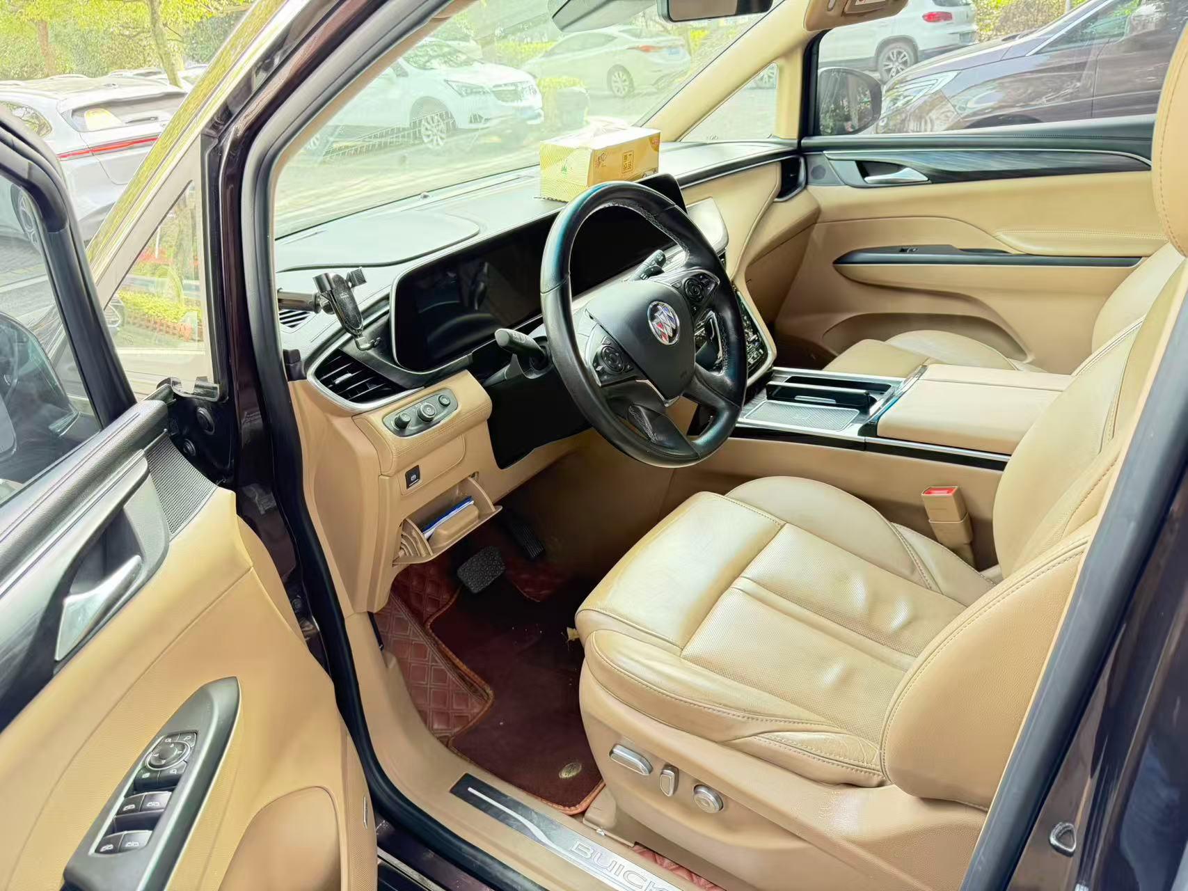 Buick GL8 2021 ES Lu Zun 653T Flagship 3