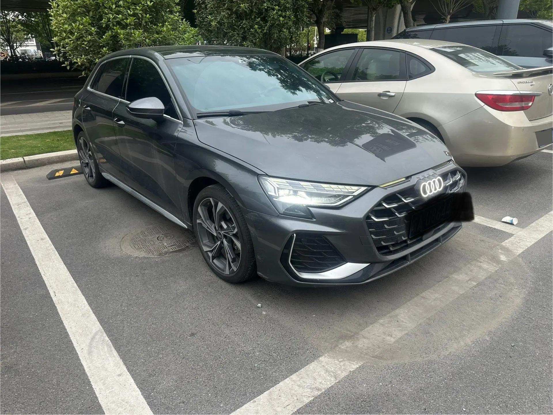 Audi 2025 A3 Sportback 1.5TFSI 35TFSI Flying Premium Automatic Gear 3