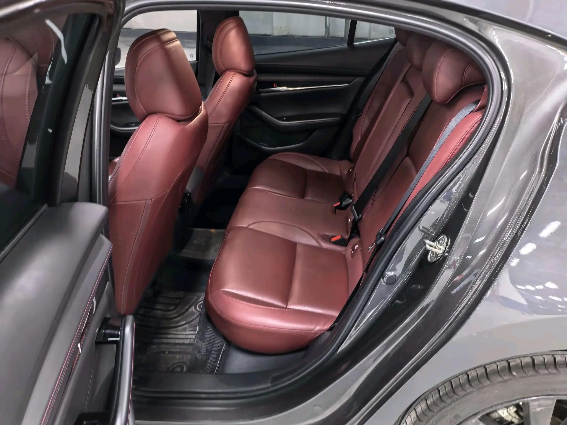 Mazda 3 Oncorsela 2023 2.0L Automatic Quality Edition 2