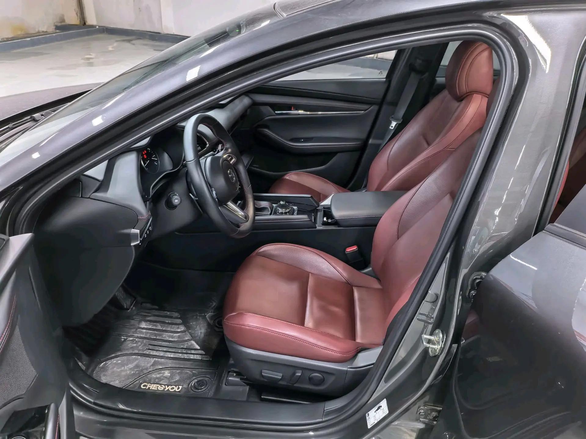 Mazda 3 Oncorsela 2023 2.0L Automatic Quality Edition 3